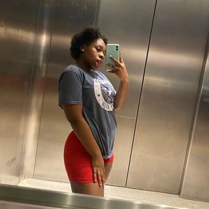 Meet your Posher, Serena